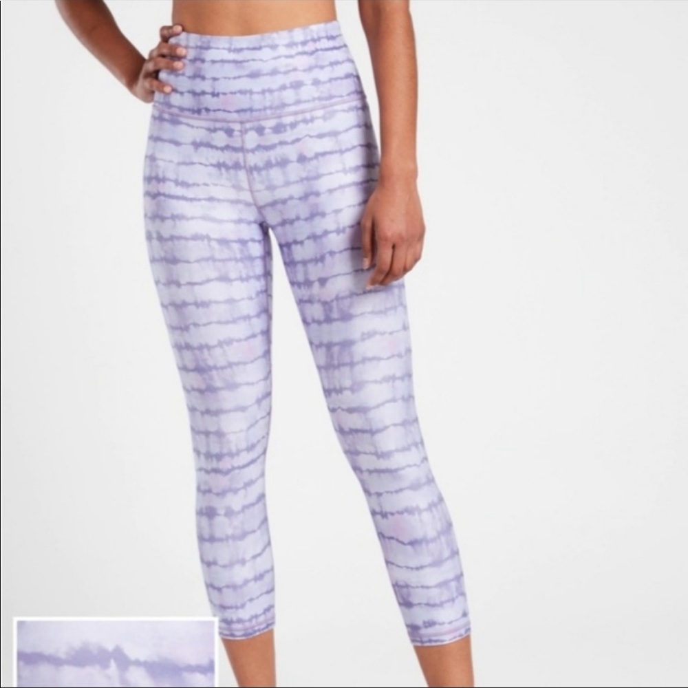Athleta elation tie dye capri leggings